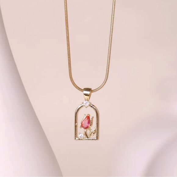 SALE 18k Stamped Gold Filled Crystal Tulip Framed Flower Pendant Necklace - Picture 4 of 8